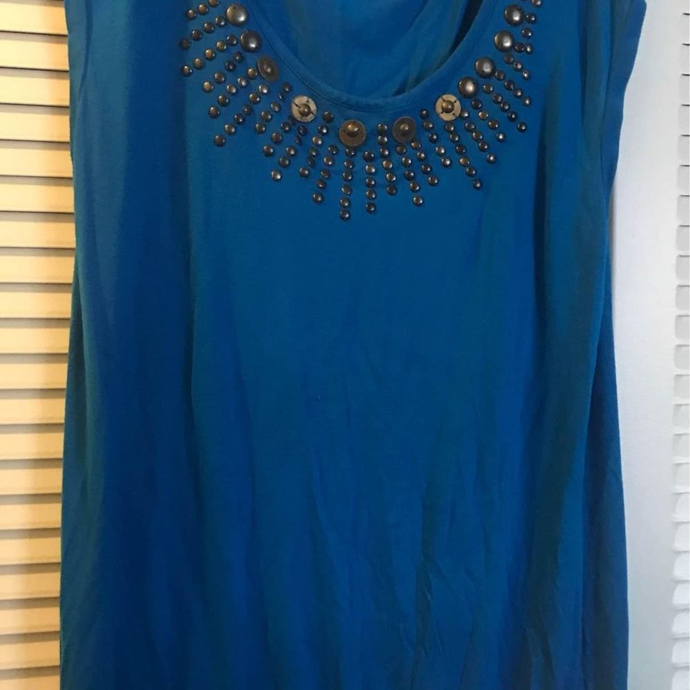 Women’s XL blue sleeveless top by A New Approach